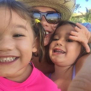 Meet your Posher, Malia